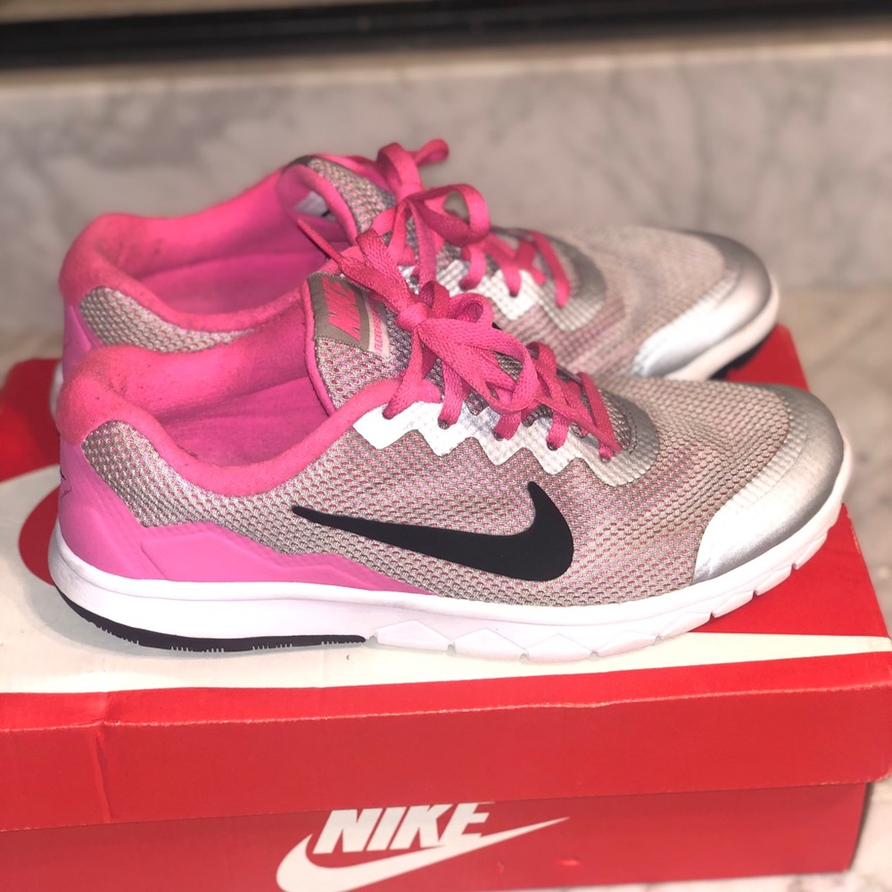 Nike -5Y